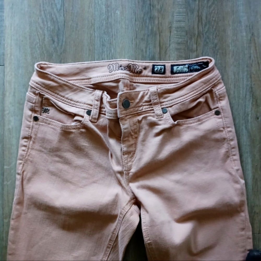 Miss Me Mid Rise Skinny Jeans in Coral EUC